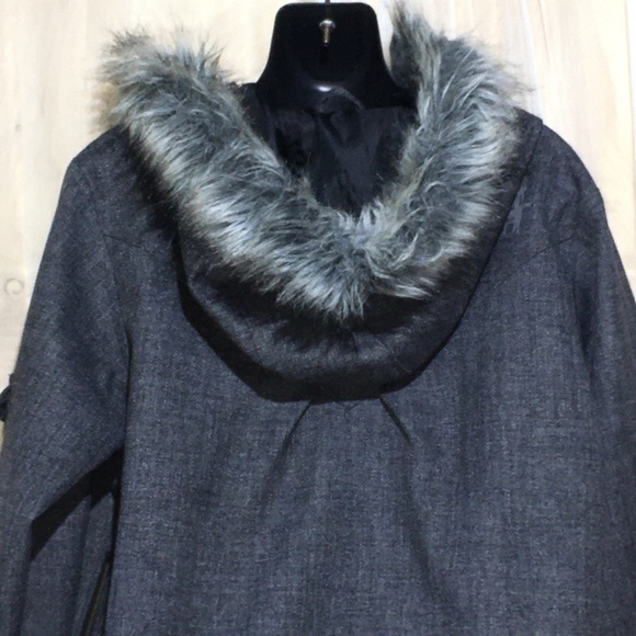 Nikita autumn coat size medium - Picture 5 of 10